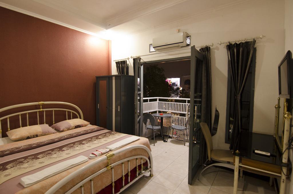 Guest House Salon Fora Gegerkalong Setiabudhi Bandung Exterior foto